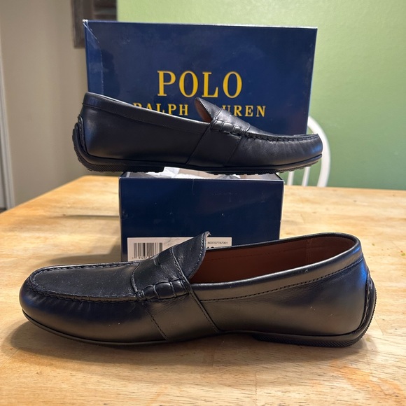 COPY - Ralph Lauren Black Polo - Picture 4 of 7